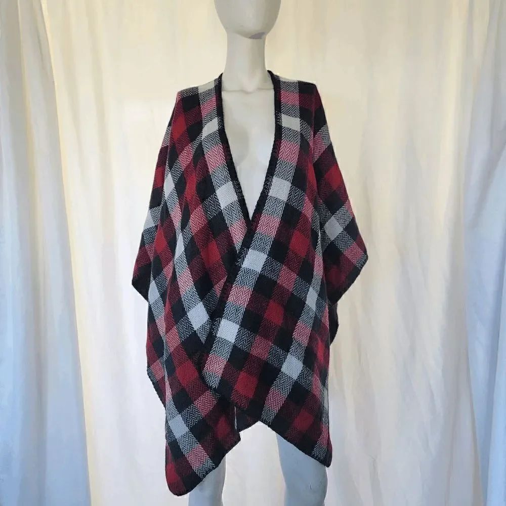 Woolrich womens reversible poncho plaid red and plain black one size